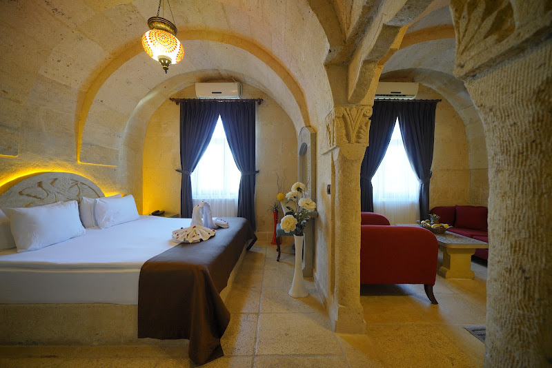 Alp Hotel