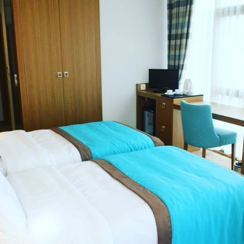 ELAN HOTEL