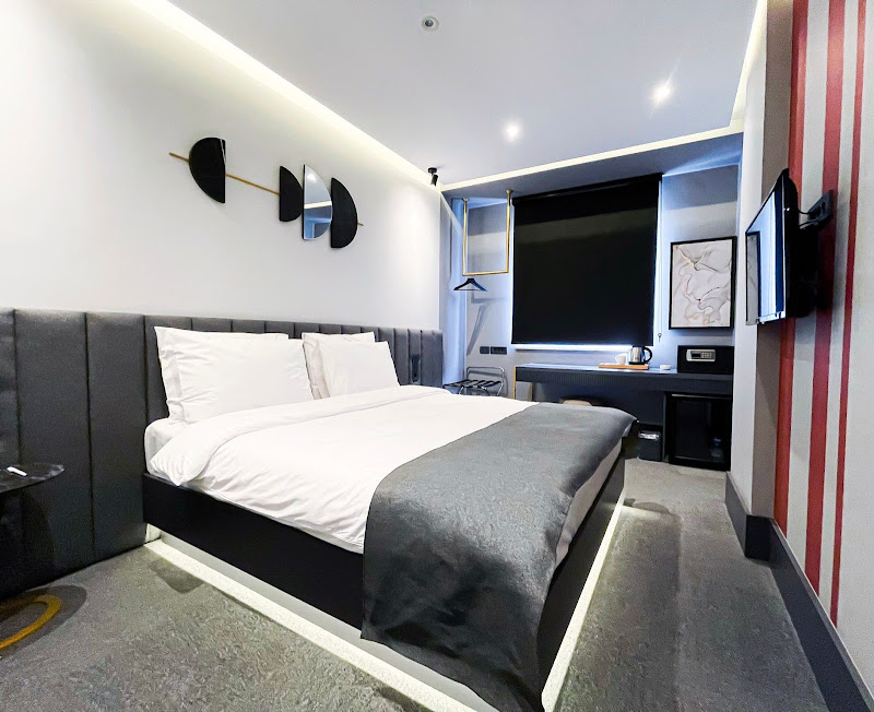 MELLDAY HOTEL