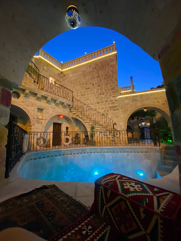 Royal Cave Hotel