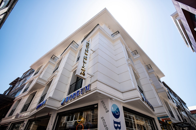 Eliza Hotel