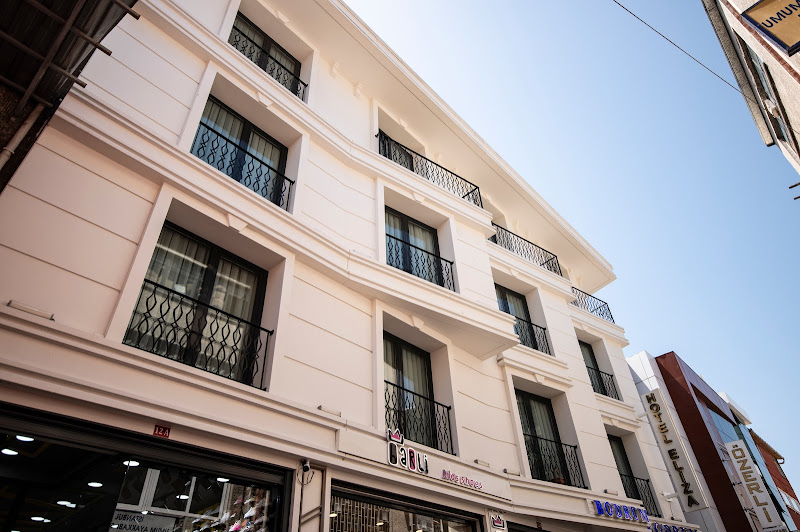 Eliza Hotel