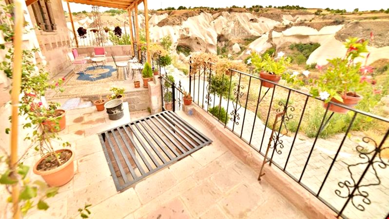 Valley Inn Cave Hotel - Adults Only