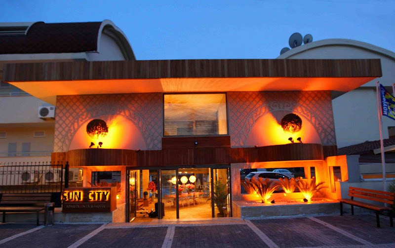 Sun City Hotel Side