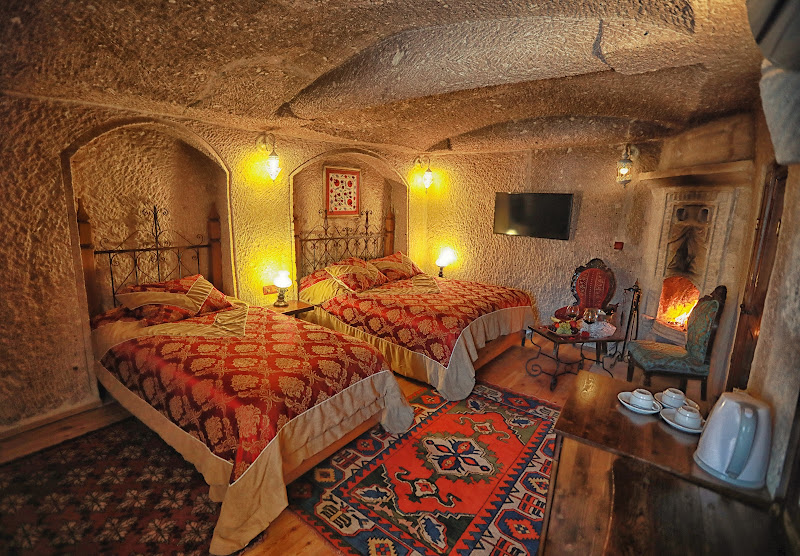 Traveller's Cave Hotel