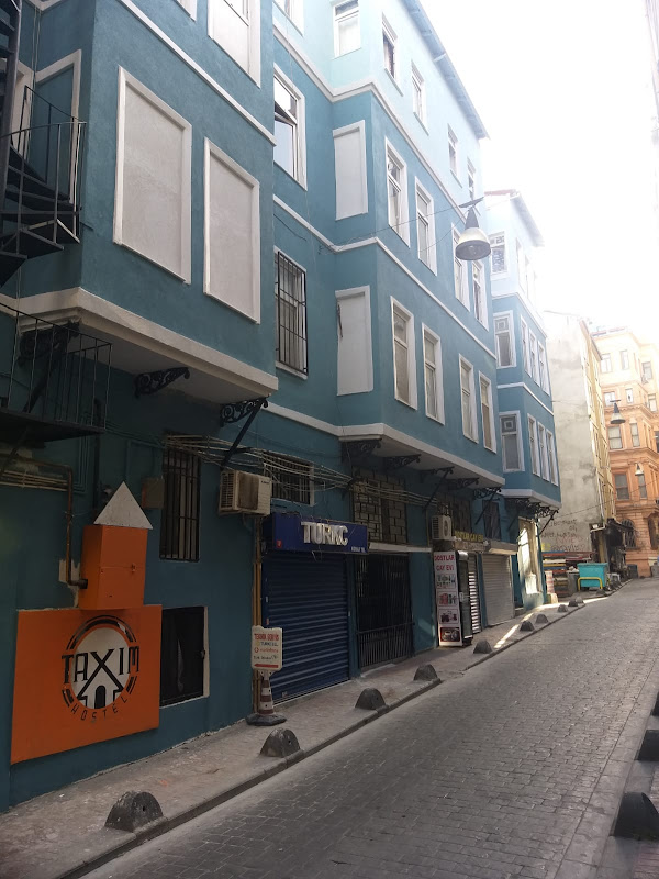 Taxim Hostel