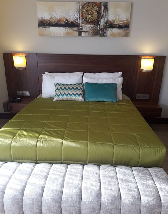 The White Orient Hotel​