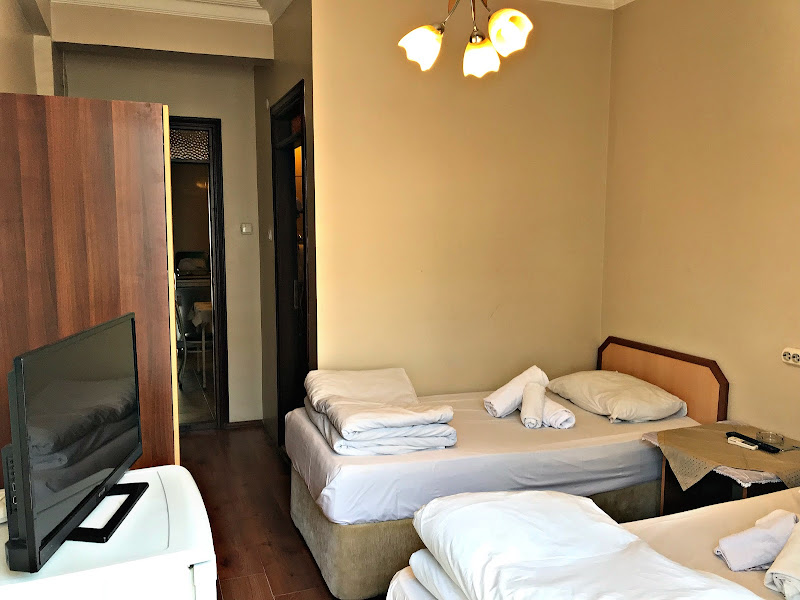 Mert Hotel