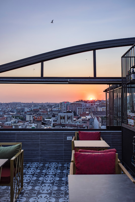Grand Balyan Hotel & Restaurant